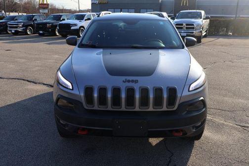 Billet Silver Metallic Clearcoat 2016 Jeep Cherokee Trailhawk