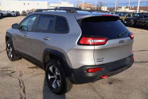 Billet Silver Metallic Clearcoat 2016 Jeep Cherokee Trailhawk