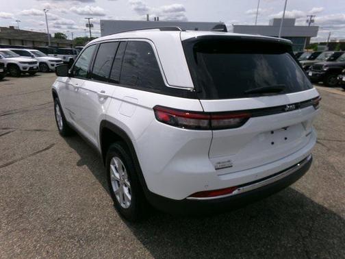 2023 Jeep Grand Cherokee Limited X