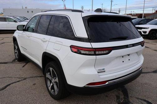 2023 Jeep Grand Cherokee 4xe Base