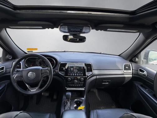 2019 Jeep Grand Cherokee Laredo