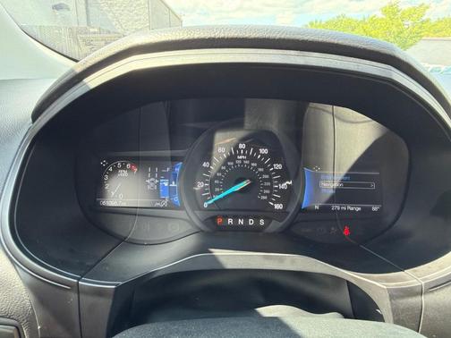 Iconic Silver Metallic 2024 Ford Edge SEL