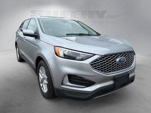 Iconic Silver Metallic 2024 Ford Edge SEL