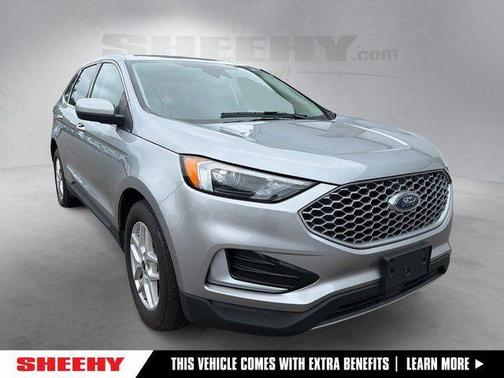 Iconic Silver Metallic 2024 Ford Edge SEL