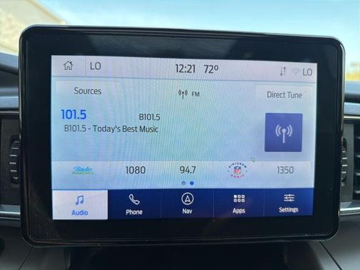 Black Metallic 2022 Ford Explorer XLT