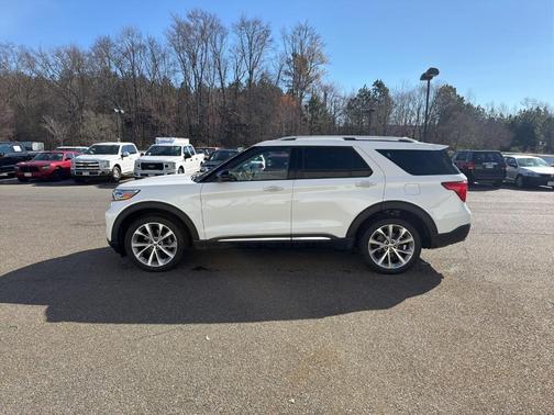 2021 Ford Explorer Platinum