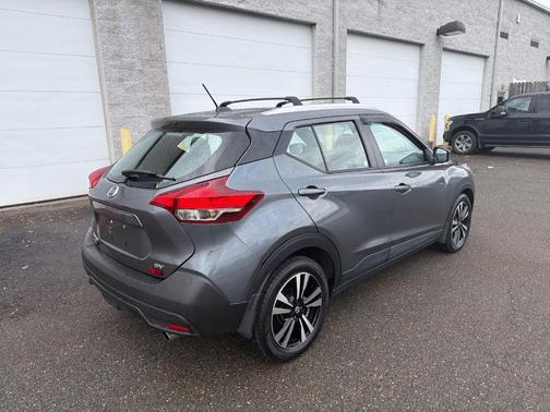 2019 Nissan Kicks SV