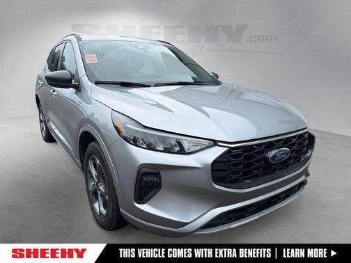 Silver Metallic 2024 Ford Escape ST-Line