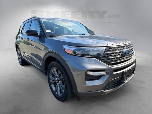 Carbonized Gray Metallic 2022 Ford Explorer XLT