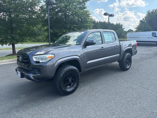 2016 Toyota Tacoma SR