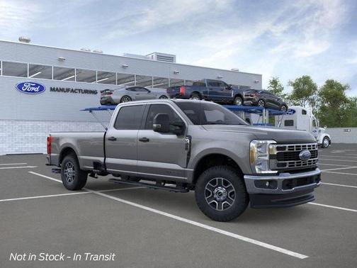 2025 Ford F-350 XLT