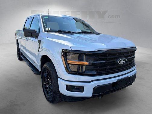 White Metallic 2025 Ford F-150 XLT