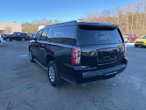 2020 GMC Yukon XL SLT