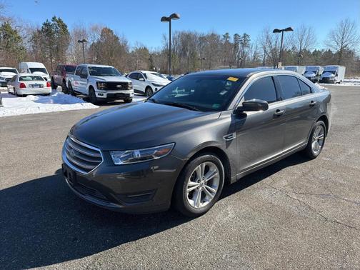 2018 Ford Taurus SEL