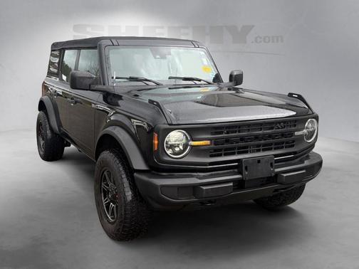 2021 Ford Bronco Base