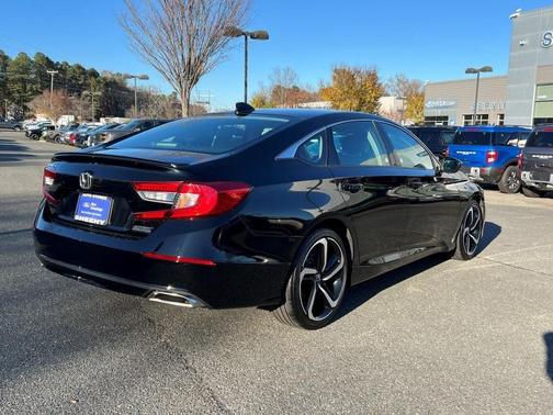 2022 Honda Accord Sport SE