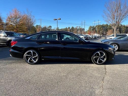 2022 Honda Accord Sport SE
