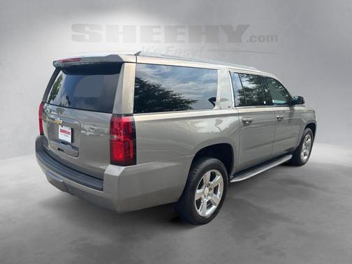 2017 Chevrolet Suburban LT