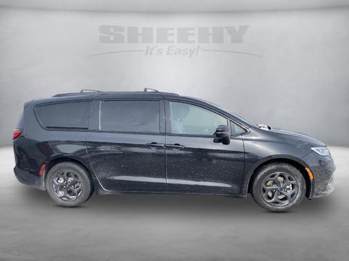 2021 Chrysler Pacifica Hybrid Limited