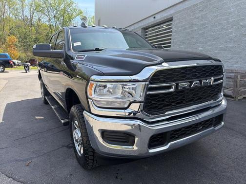 Diamond Black 2021 RAM 2500 Tradesman
