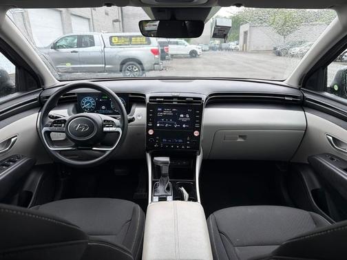 Gray 2024 Hyundai TUCSON SEL