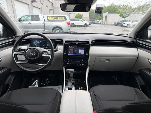 Gray 2024 Hyundai TUCSON SEL