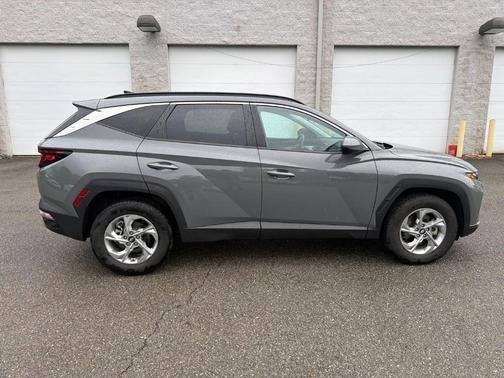 Gray 2024 Hyundai TUCSON SEL