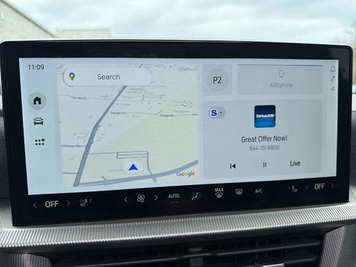 Star White 2025 Ford Explorer ST-Line