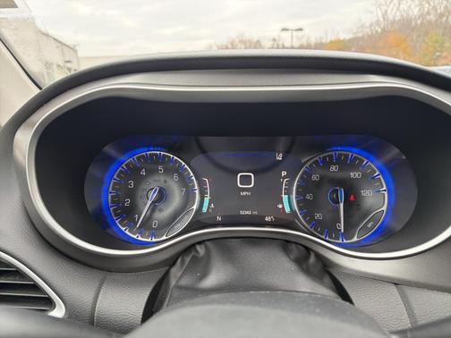 2024 Chrysler Pacifica Touring-L