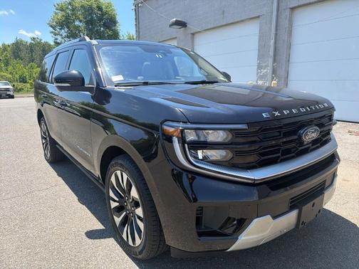 Black Metallic 2025 Ford Expedition Platinum