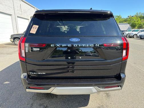 Black Metallic 2025 Ford Expedition Platinum