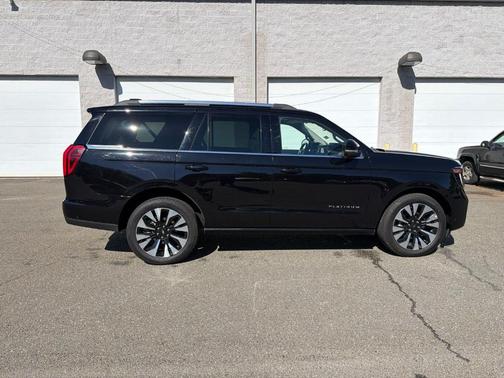 Black Metallic 2025 Ford Expedition Platinum