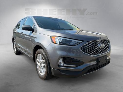 Carbonized Gray Metallic 2023 Ford Edge SEL