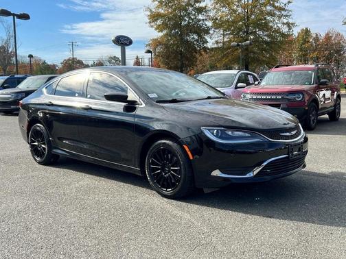 2015 Chrysler 200 Limited