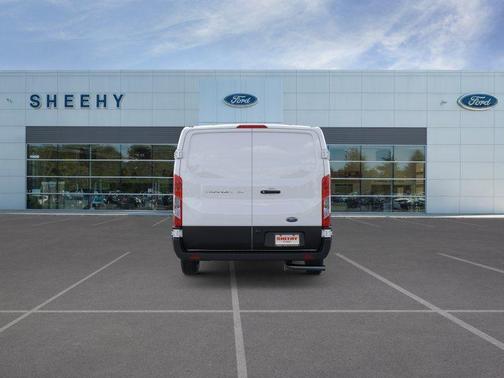 Oxford White 2025 Ford Transit-150 BASE
