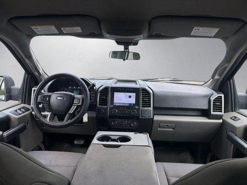 Velocity Blue Metallic 2020 Ford F-150 XLT