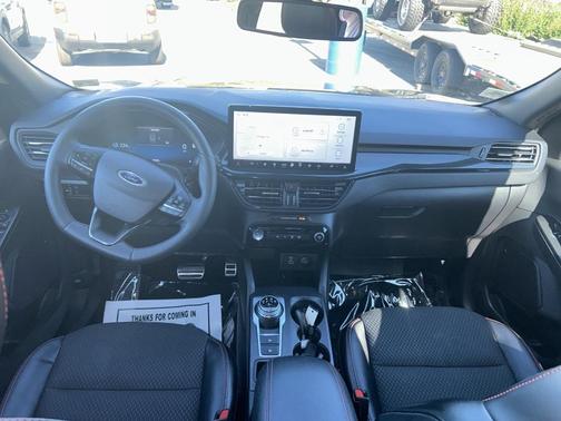 2023 Ford Escape ST-Line Elite