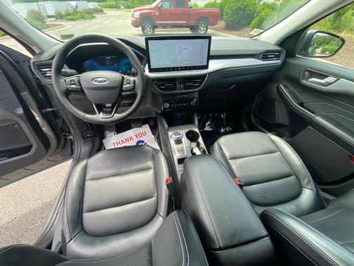 2024 Ford Escape Platinum