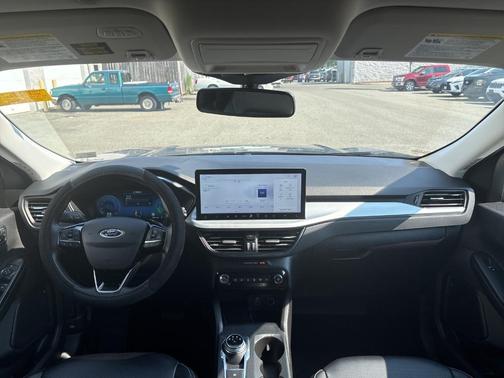 2024 Ford Escape Platinum