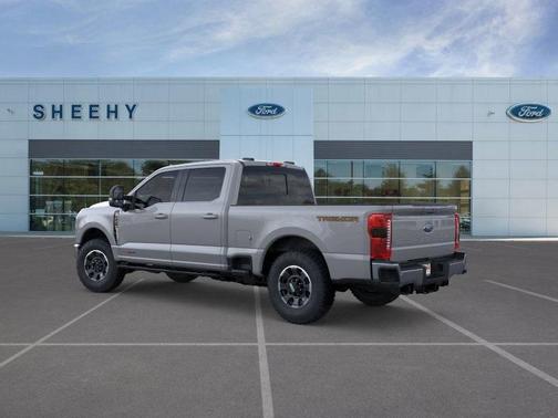 2025 Ford F-350 Lariat Super Duty