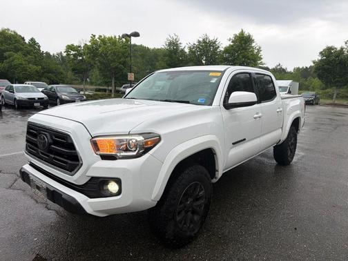 Super White 2018 Toyota Tacoma SR5