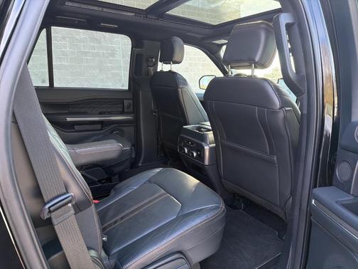 2022 Ford Expedition Platinum