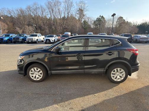 2020 Nissan Rogue Sport S