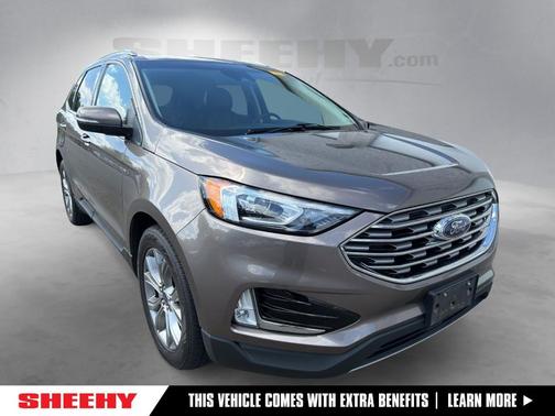 Stone Gray Metallic 2019 Ford Edge Titanium