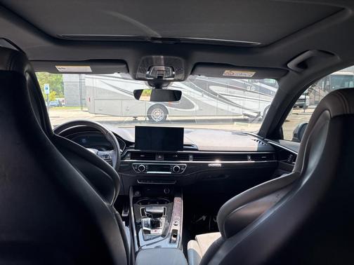 2022 Audi S4 3.0T Premium Plus