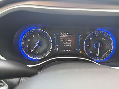 2017 Chrysler Pacifica Touring-L