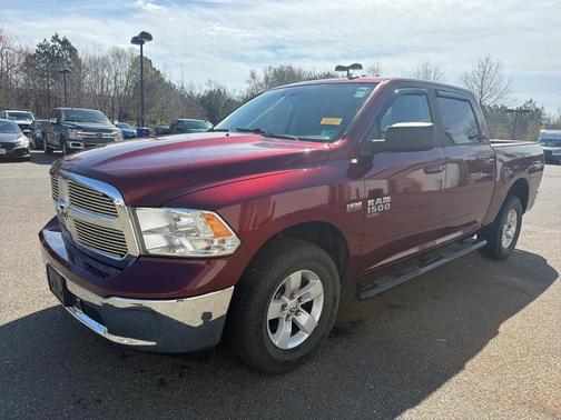 Delmonico Red Pearlcoat 2019 RAM 1500 Classic SLT