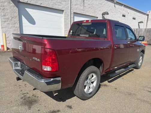Delmonico Red Pearlcoat 2019 RAM 1500 Classic SLT