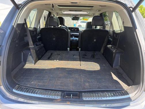Silver 2024 Kia Telluride SX