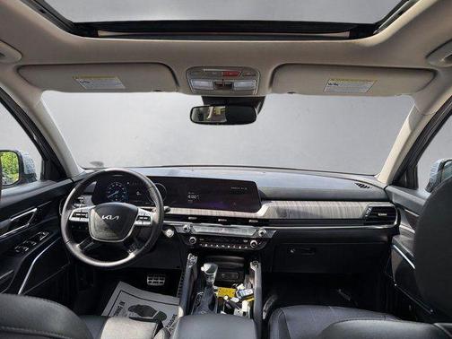 Everlasting Silver 2024 Kia Telluride SX